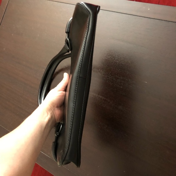 Gucci leather shoulder bag - Picture 5 of 8